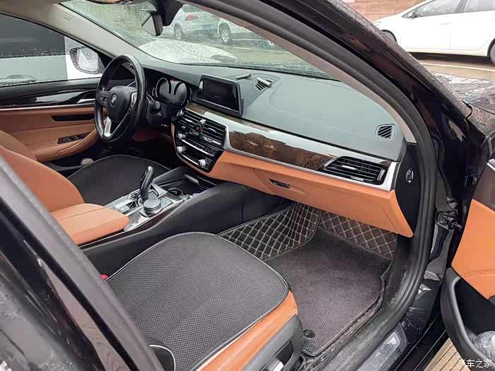 18款宝马528上市特别版,明盘30w(已售)