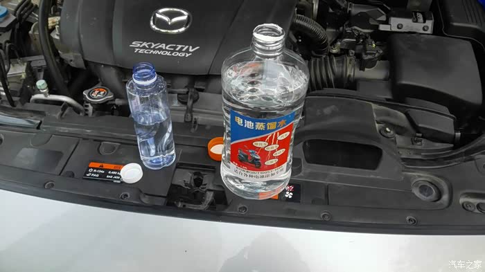 发个加电瓶水的作业,好像也没啥技术难度_阿特兹论坛_汽车之家论坛