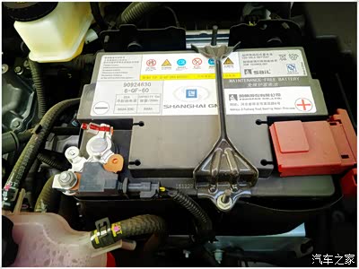 "人生的第一个大玩具" 雪佛兰乐风rv-白色趣行版提车记!