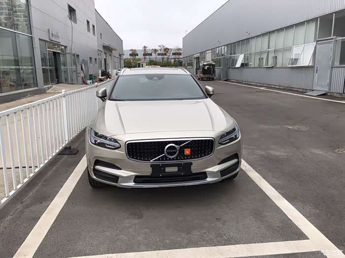 水晶白耀目沙实拍图都是同色轮眉