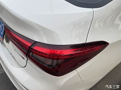 舒适家用轿车的代表,二代逸动表现出色.