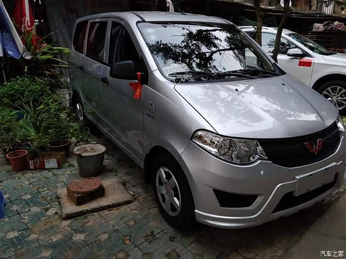 经典面包车颜色