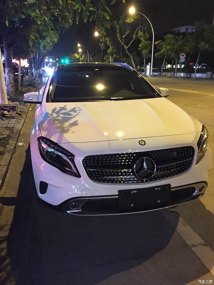 1686 | 回复: 14 奔驰gla论坛 gla200时尚 前脸中网改满天星的有没有?