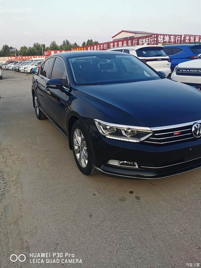 18款大众迈腾18t豪华个人一手车全车原版原漆包括前后