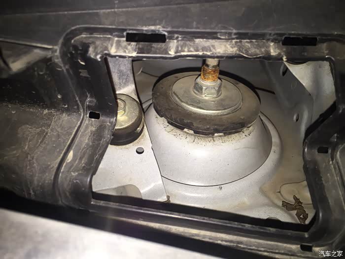 gk5 减震器塔顶爆裂