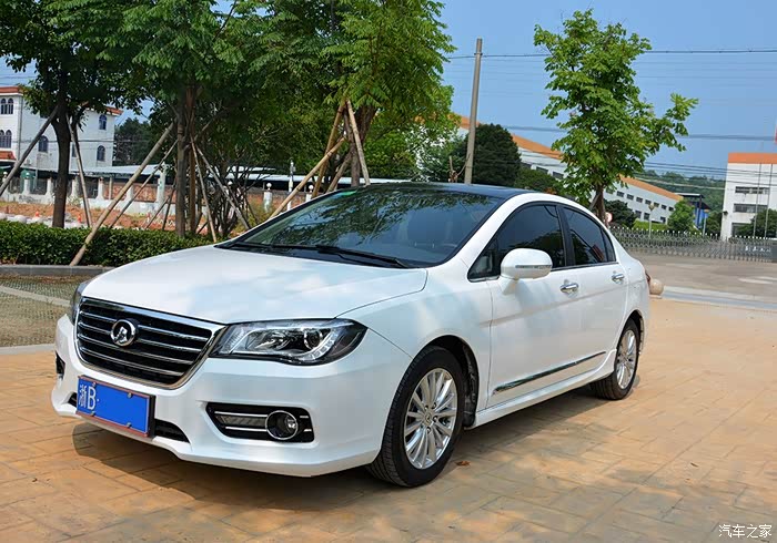 爱车转让新款升级版长城c50轿跑小车