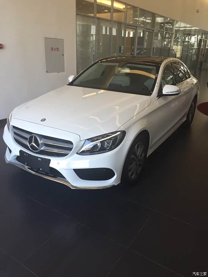 延边新款 白色 奔驰c级 找车队