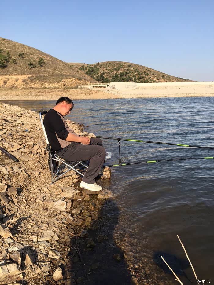 三岔湖钓鱼