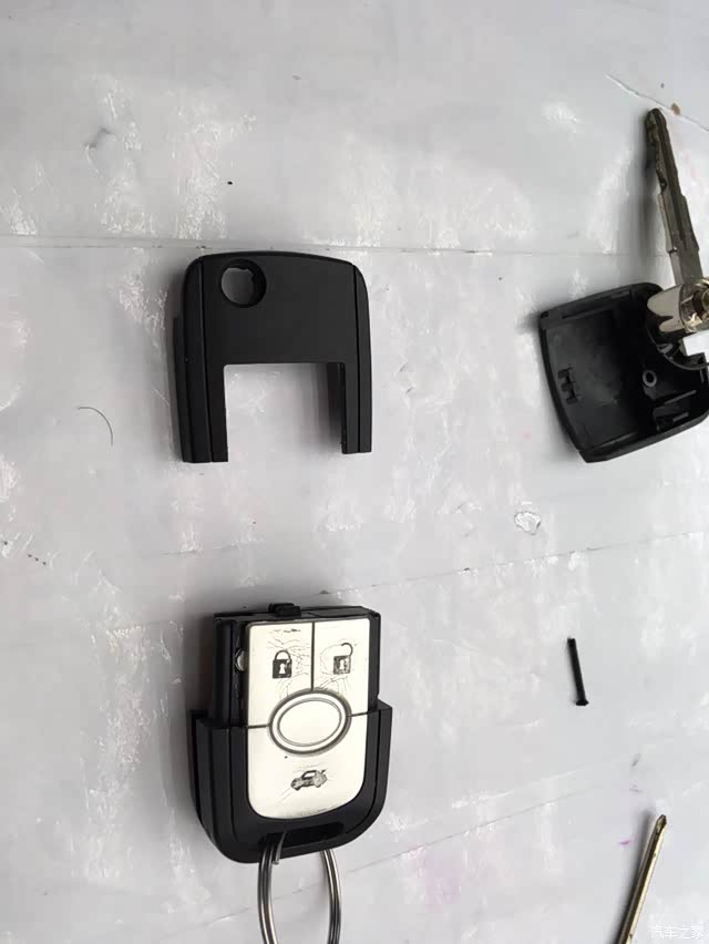 【图】更换钥匙电池,步骤供大家参考_凯越论坛_汽车之家论坛