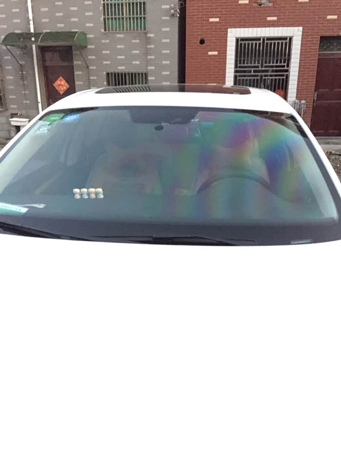 【图】前挡风玻璃变颜色_速腾论坛_汽车之家论坛