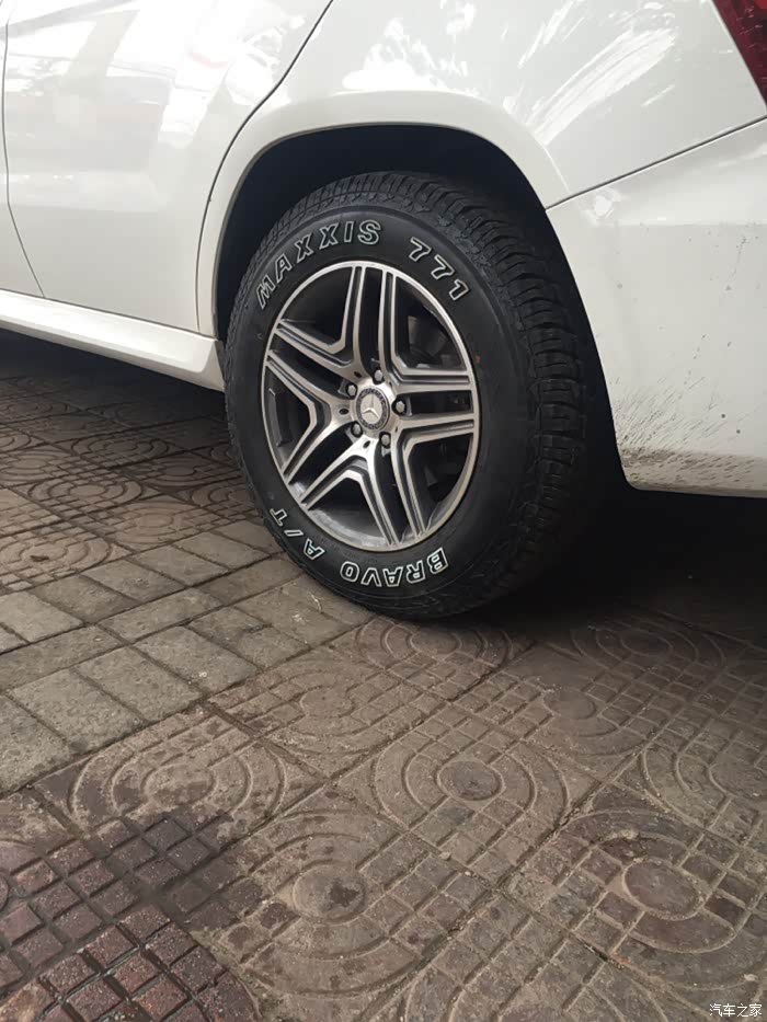 【图】glk更换17寸轮毂轮胎作业._奔驰glk级论坛_汽车之家论坛