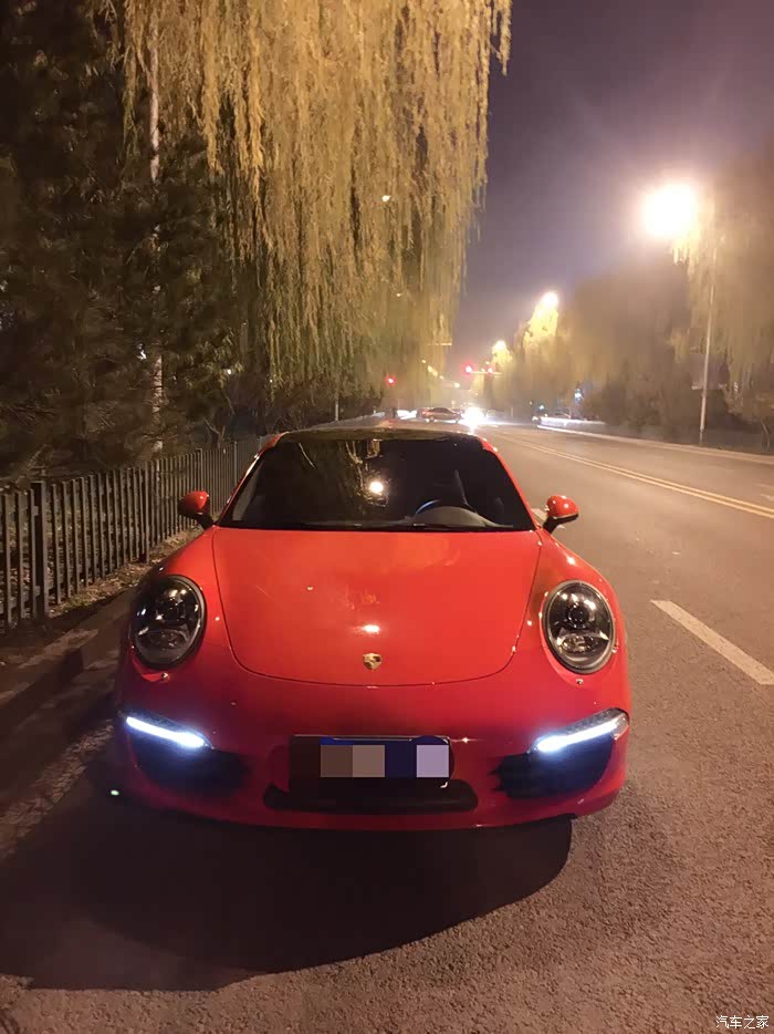 保时捷911夜间随拍几张