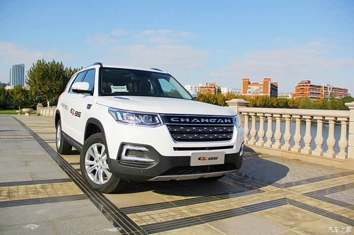 试驾不凡大有所为抢先体验长安cs95四驱荣耀版