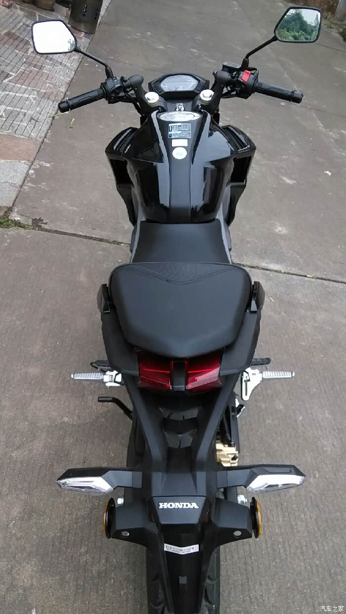 冬至～发个暴风眼cb190r作业