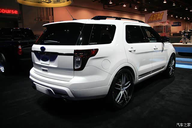 福特改装福利探险者多图新老共存