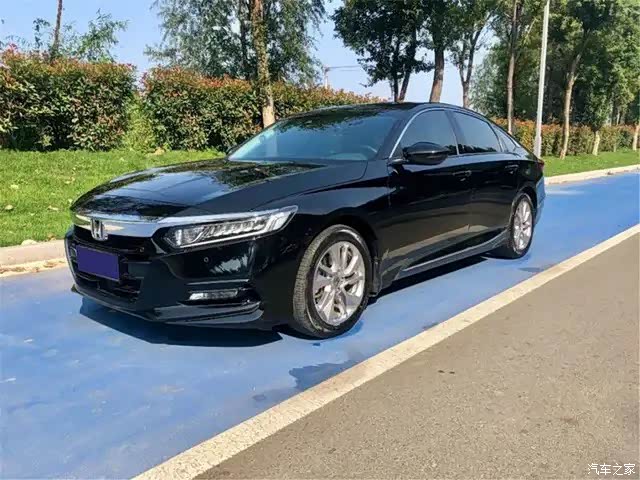 激情一夏欧洲杯十代雅阁豪华版用车分享