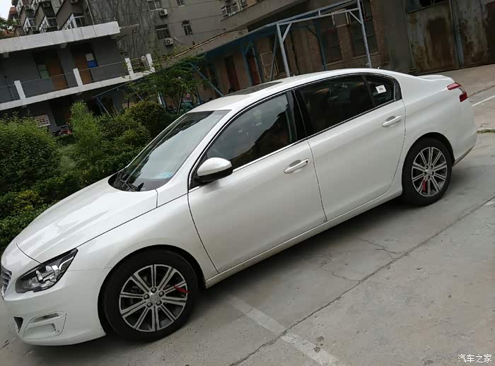 【图】高空拍摄贴膜后的408_标致408论坛_汽车之家论坛