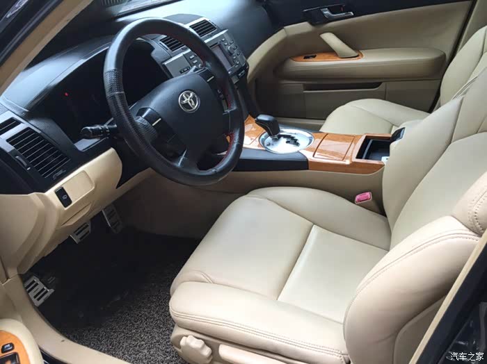 内饰还不错,有点小瑕疵,小问题!