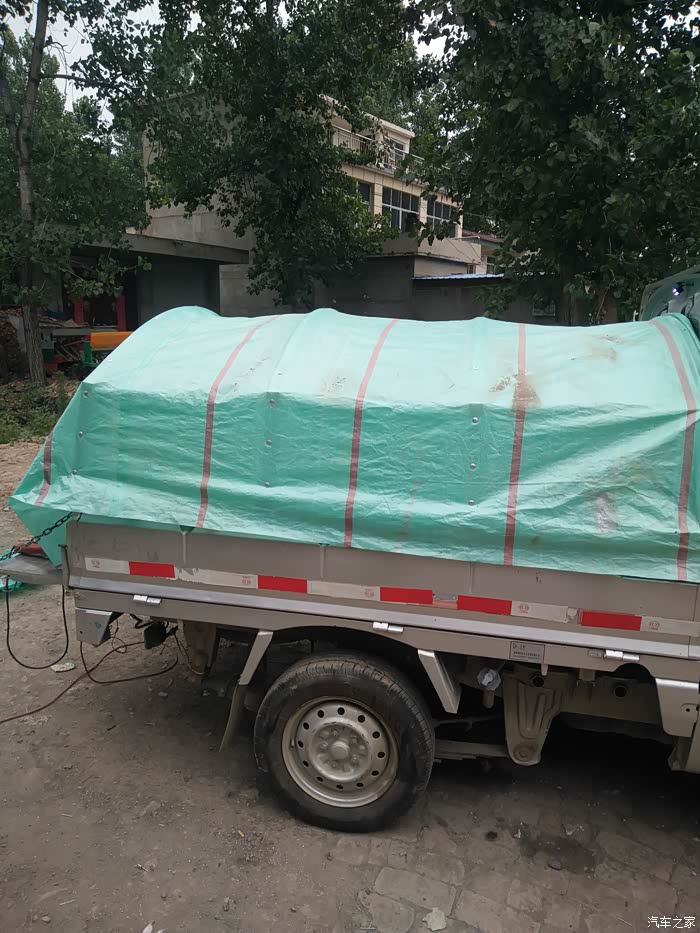 五菱荣光小卡改装折叠车棚