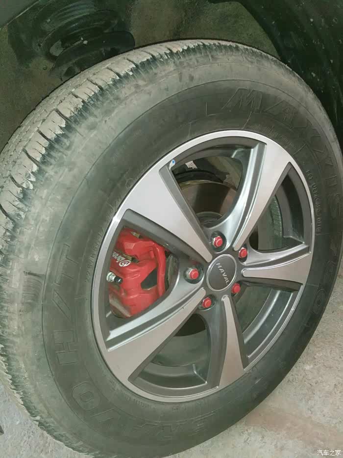 请问车神些这轮胎是什么牌子的?