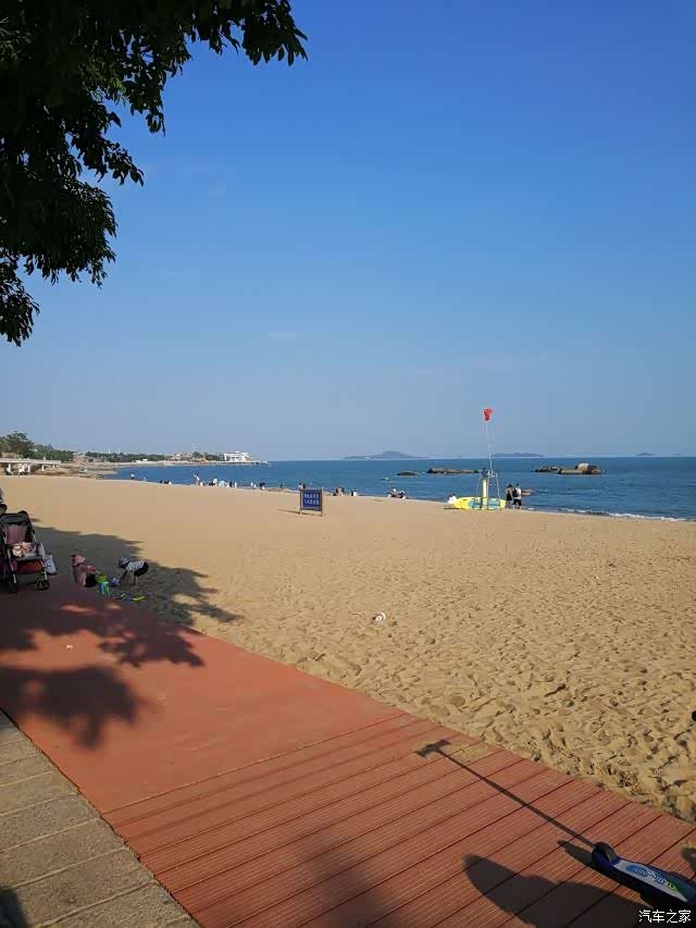 驱名爵mg6自驾游厦门闲游珍珠湾沙滩