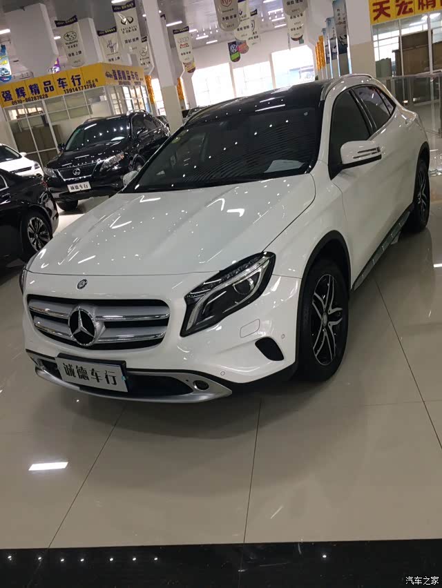 奔驰gla220系一台 车况佳