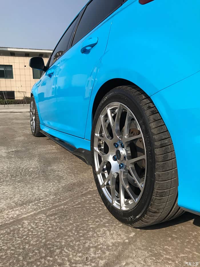 大山出品雅泛迪n936旋压轮毂装车作业欢迎车友品鉴