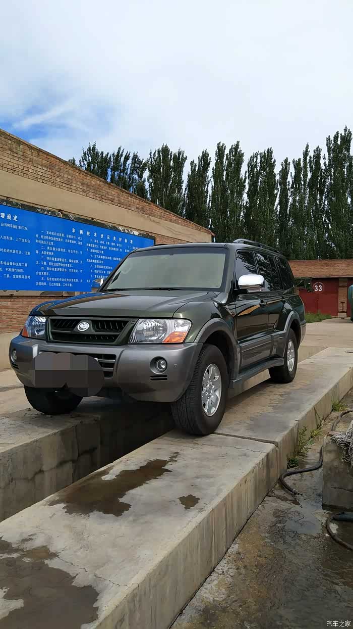 实拍经典帕杰罗v73猎豹版