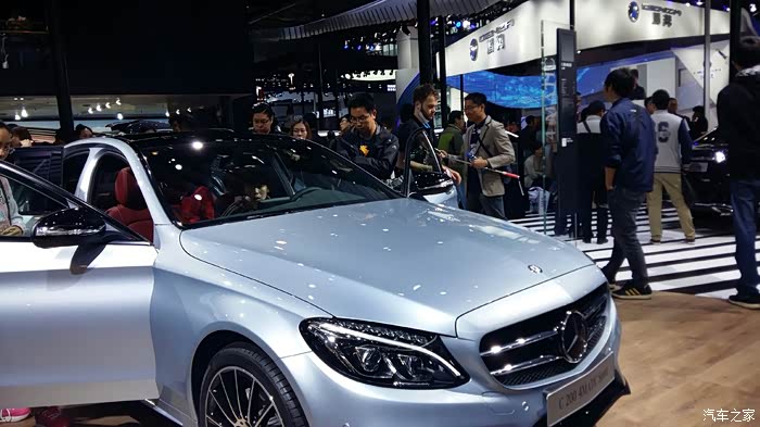 五一假期逛北京车展