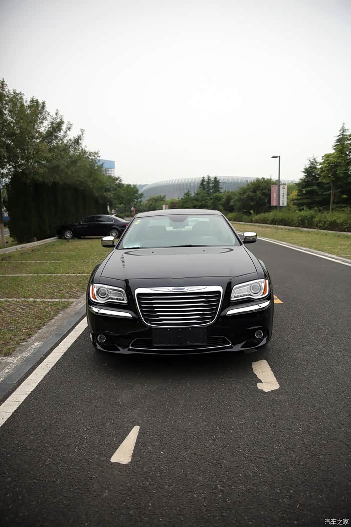 黑色300c36尊适版提车10多天感受