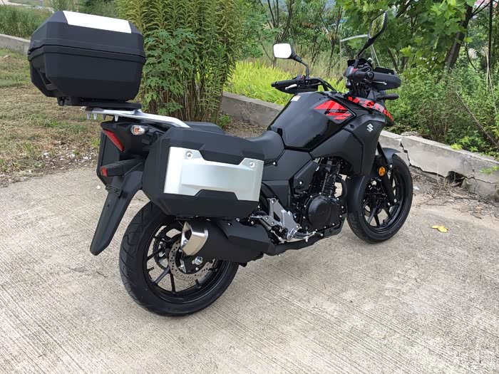 我想着把这三个箱子换成铝合金的