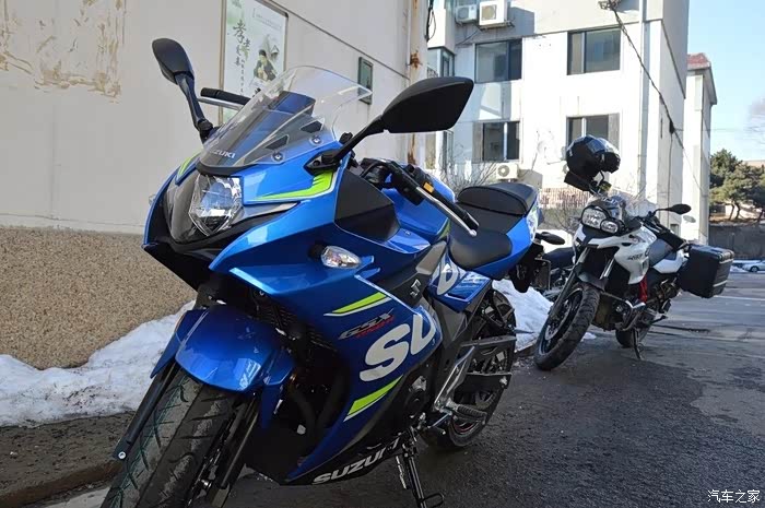 【图】帮朋友提车 suzuki gsx250r!_摩托车论坛_汽车之家论坛
