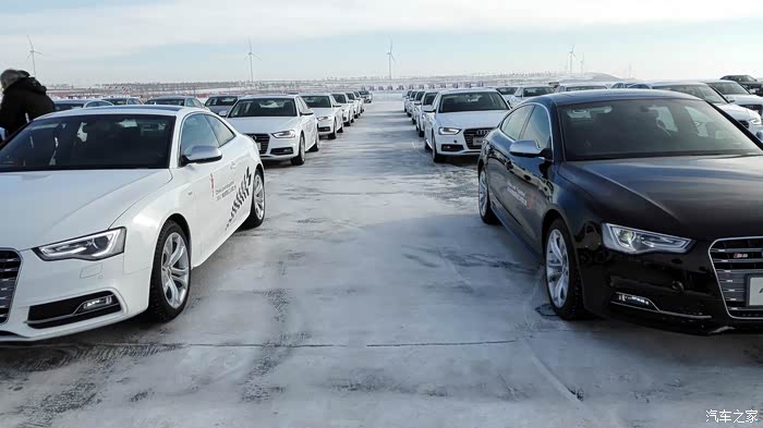 每一列领头的是教练车s5