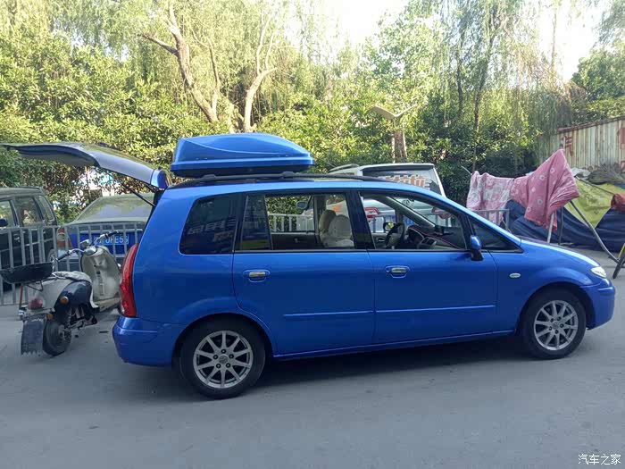 绝版老款普力马改装旅行车