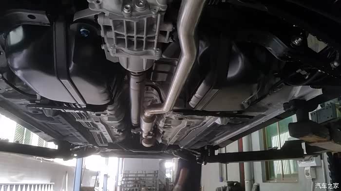 欧蓝德底盘装甲