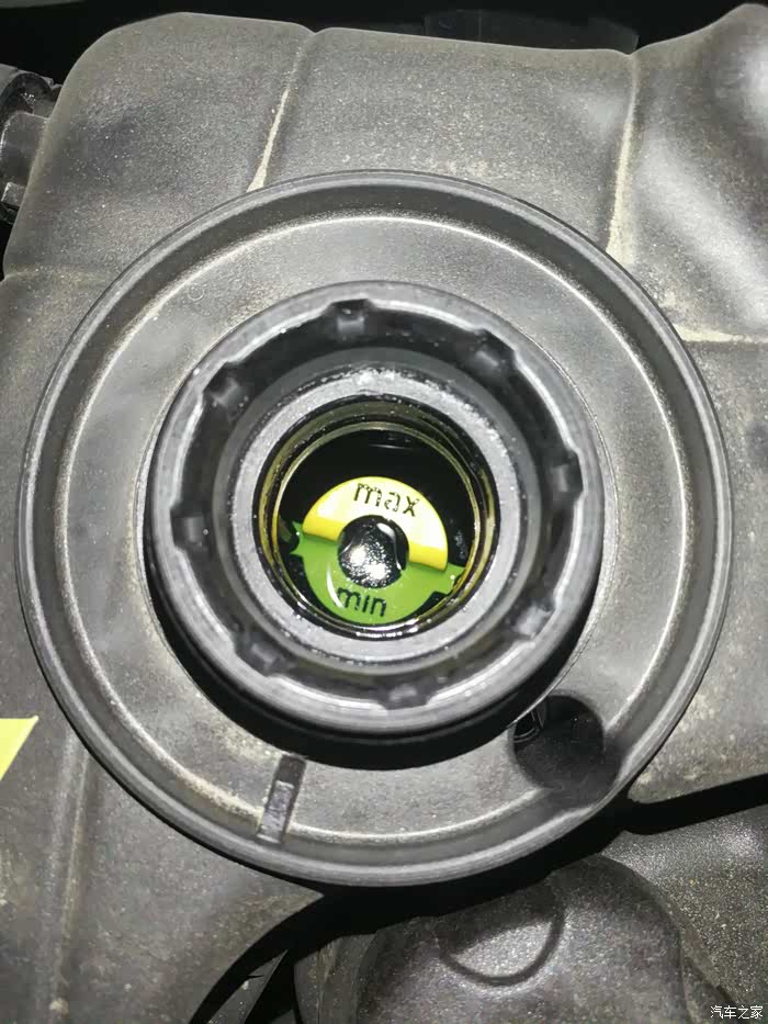 【图】停了一晚上,冷却液位置,跑了2400公里_宝马3系论坛_汽车之家