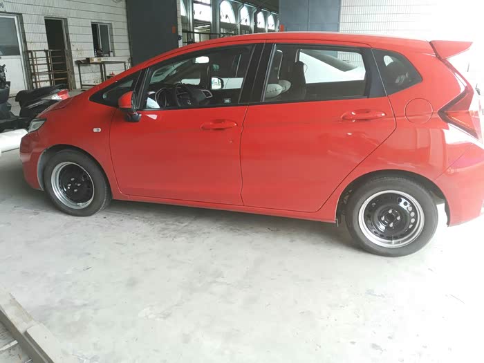 【图】提车半年了 第一次发作业 铁轮毂喷漆_飞度论坛_汽车之家论坛