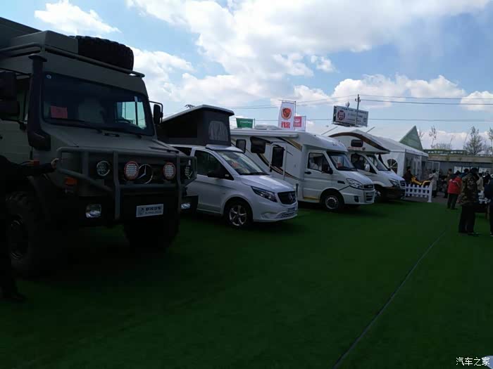 阳春三月北京房车大世界踏青