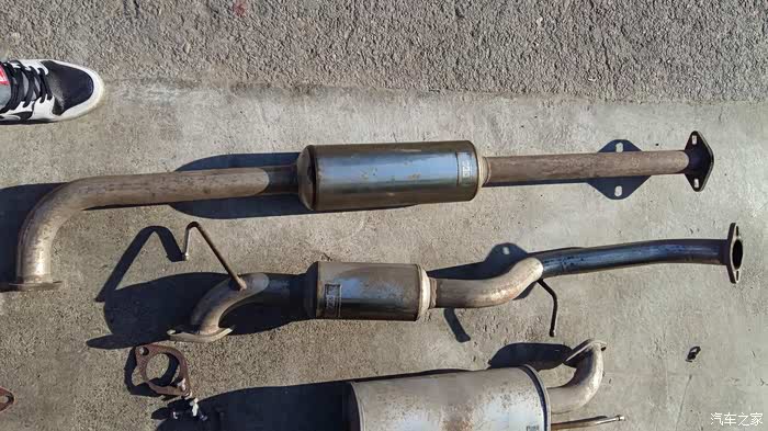 出一套2012款新福克斯双边单出内回压鼓台湾res的