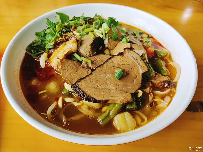 忘了,晒一下正宗美味的灵寿腌肉面,很好吃的说!