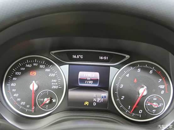 提车不到一个月,晒晒咱家奔驰a180