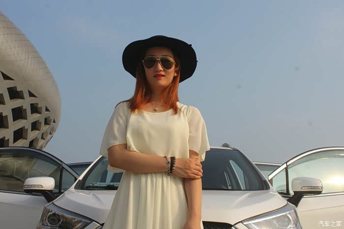 妹子秀车第三波保养大片来袭还有私密照曝光求精啦