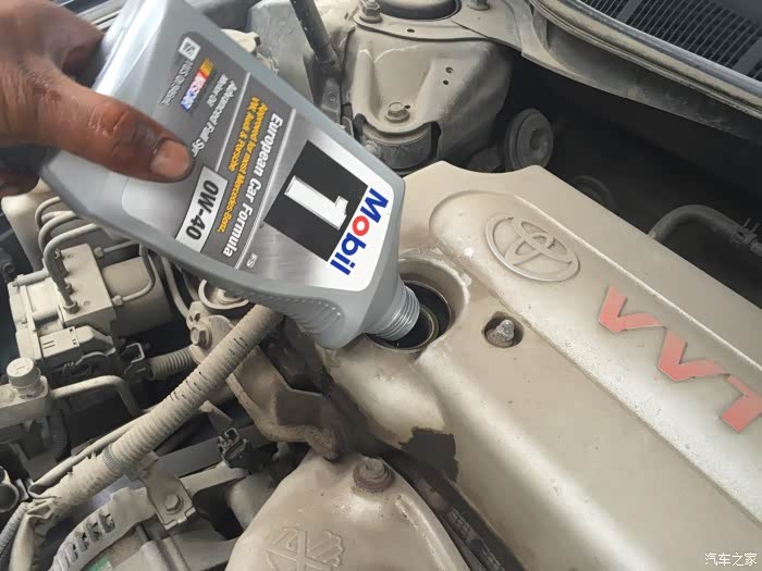 老车凯美瑞换机油作业