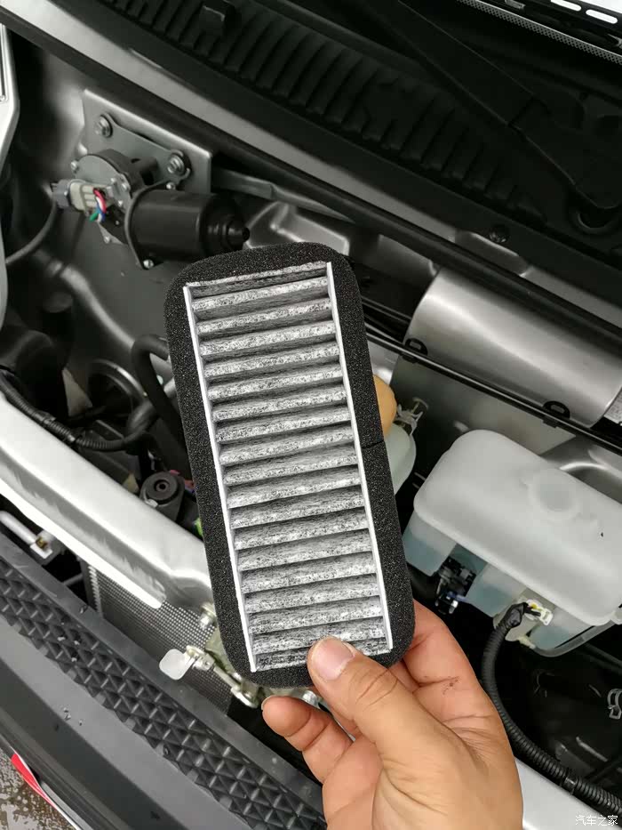 有谁知道空调虑在那里