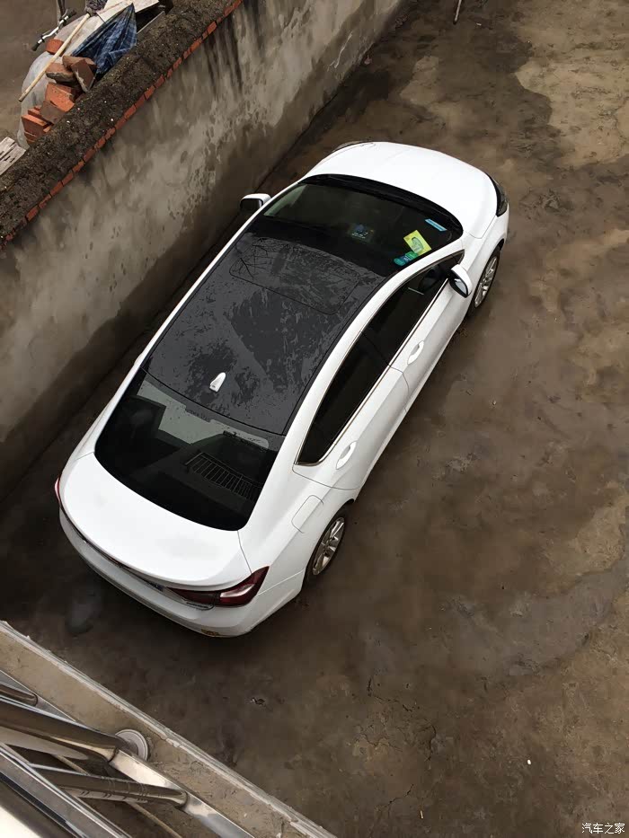 新科鲁兹车顶贴黑色膜的上图分享下