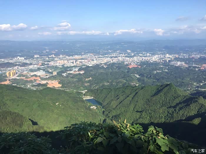 于是在家收拾了自己心情,出发望城坡一个人去走走.