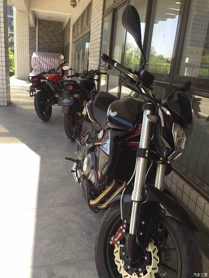 aprilia cafe125 的愛恨 (阿普利亞)