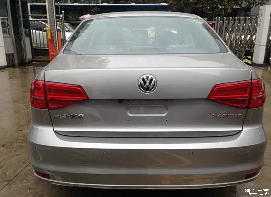 哈哈 终于提到我的雅士银新速腾了