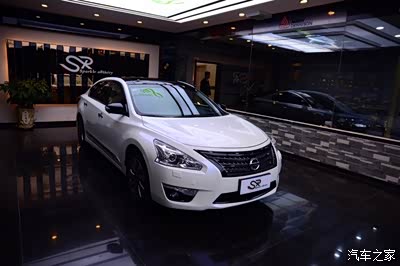 14款顶配公爵改色膜 全车改色亮光白变蓝_天籁论坛_手机汽车之家