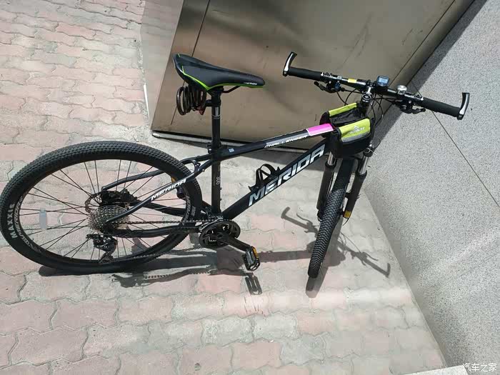 18款美利达挑战者300亚光黑到手这才是入坑的开始